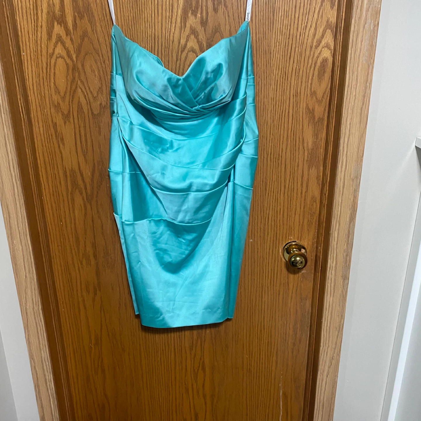 This gorgeous strapless dress