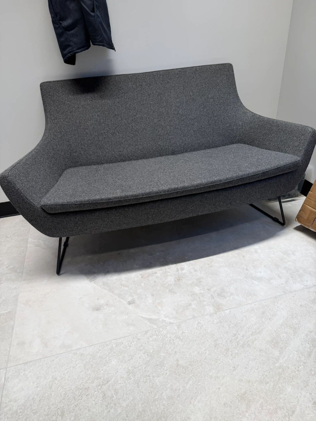 Swedese Happy low sofa designed by Roger Persson in Gray - photo 2