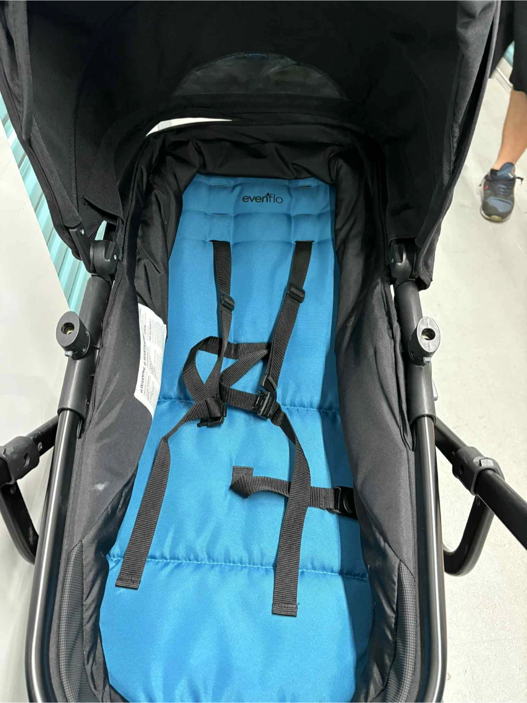 Evenflo Venti Infant Car Seat & Stroller Combo - photo 2