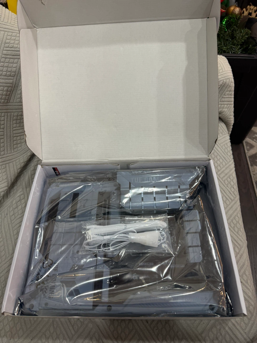 ASUS TUF GAMING Z790-BTF WIFI Motherboard - New NEED GONE!!! - photo 2