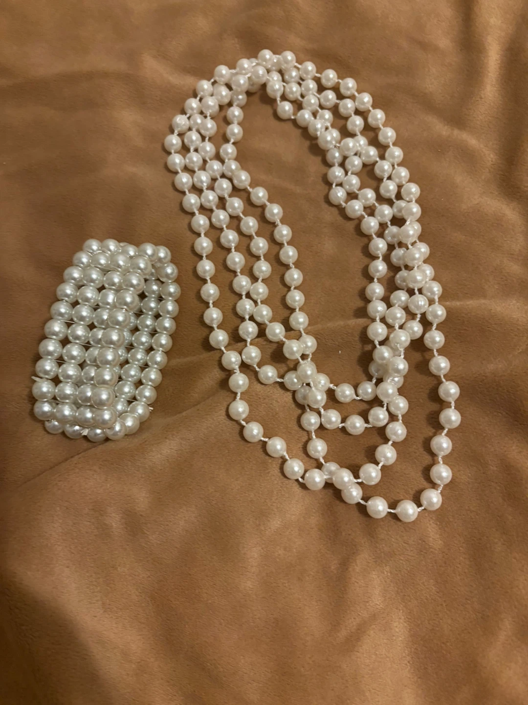 Pearl Necklace & Bracelet Set - photo 4