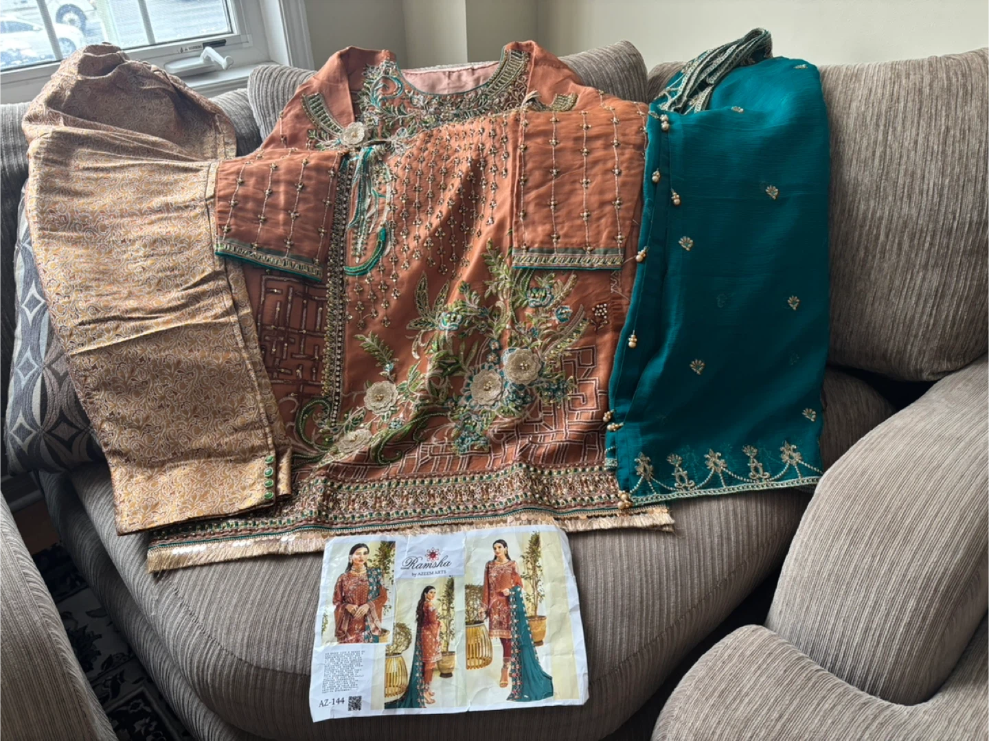 Pakistani 3 Piece Suit for Women