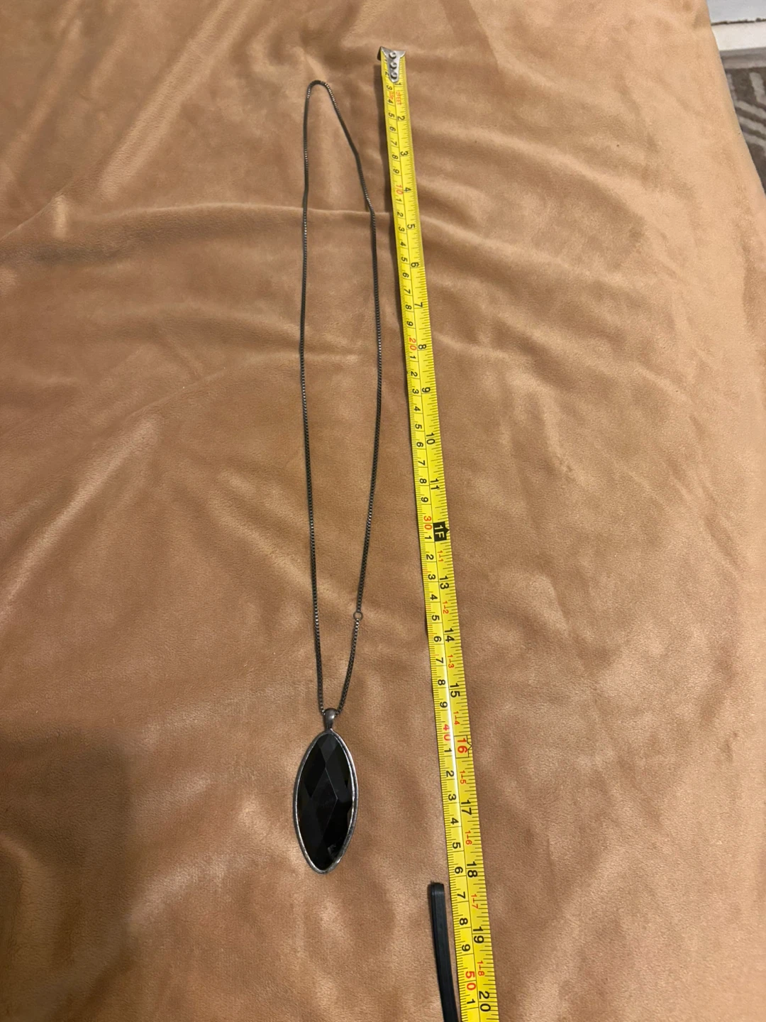 Black Pendant Necklace - photo 3