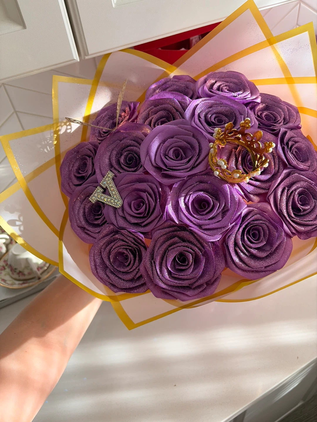 Rose Bouquet with Crown & Butterfly Decor - photo 3