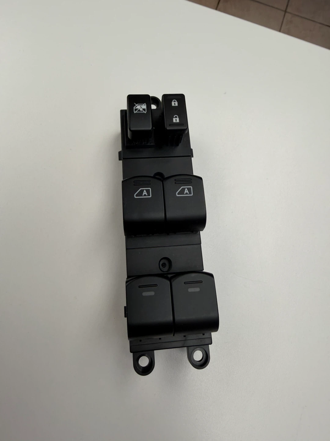 Window Master Switch Compatible with Nissan Titan Crew Cab - photo 3