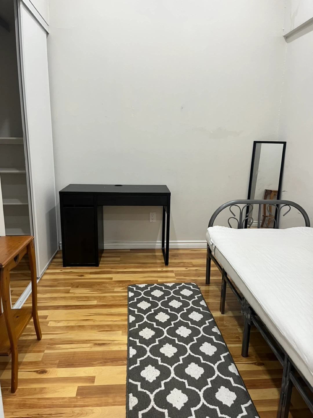 Room for rent not basement