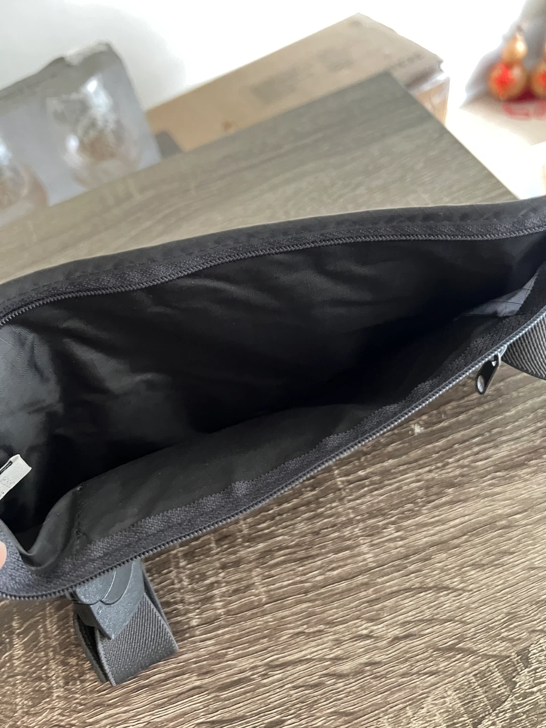Samsonite money travel pouch - photo 3