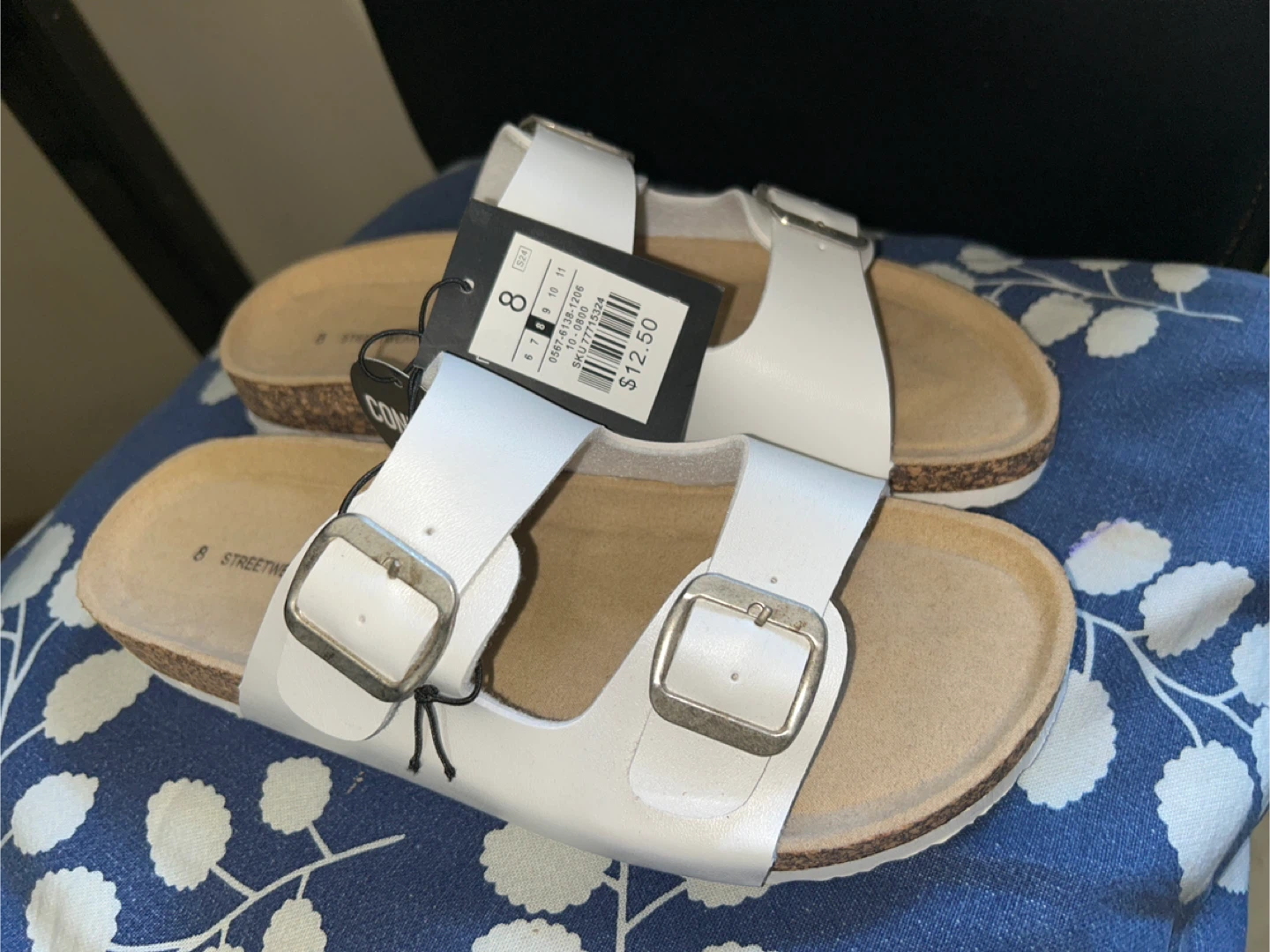 Streetwear Society White Sandals - Size 8 - photo 4
