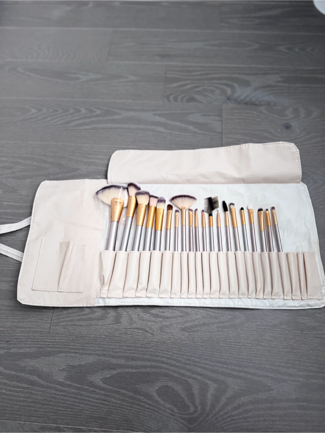 Makeup Brush Set with Carrying Case - photo 4