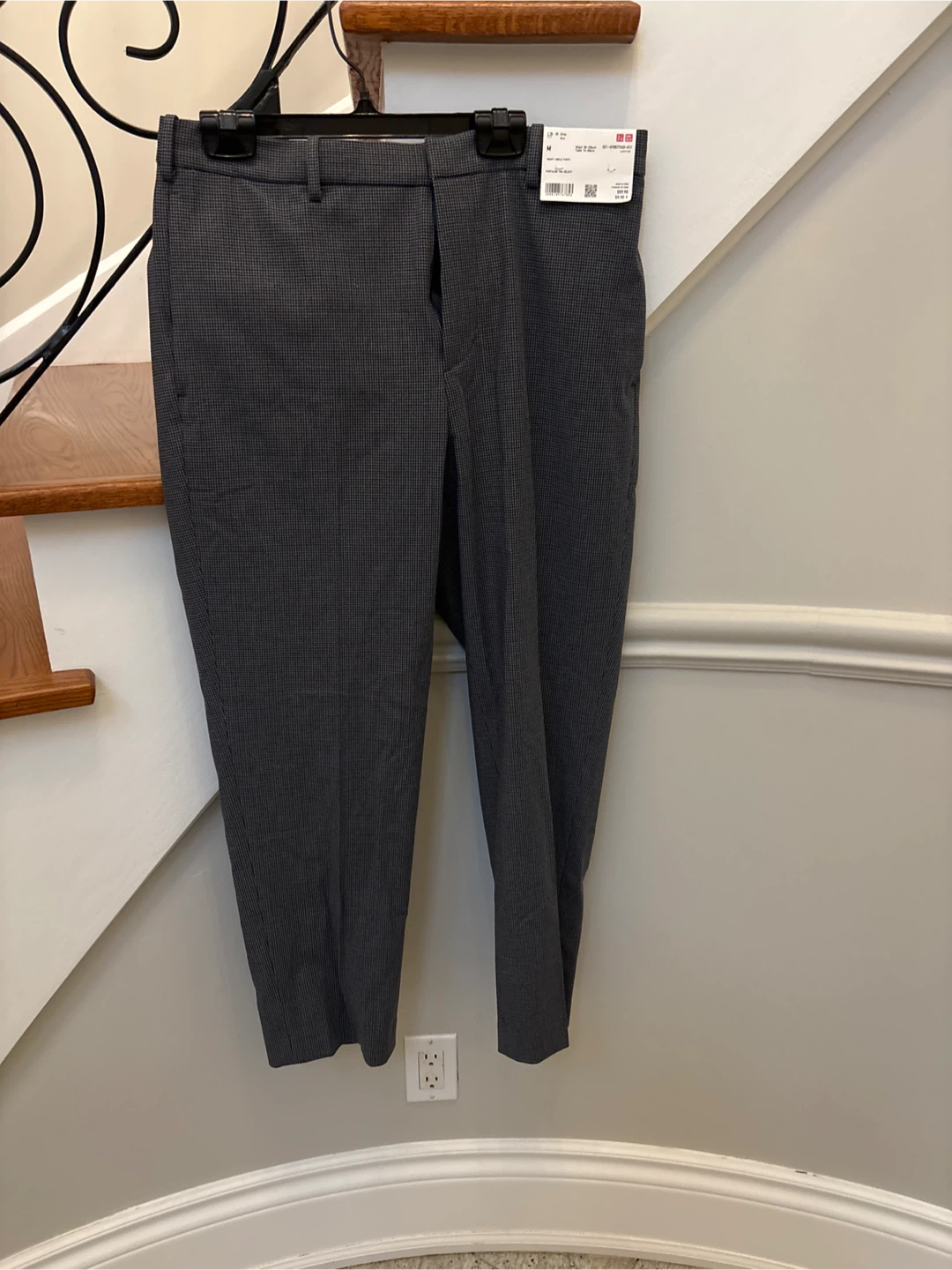 Uniqlo Smart Ankle Pants - Size M