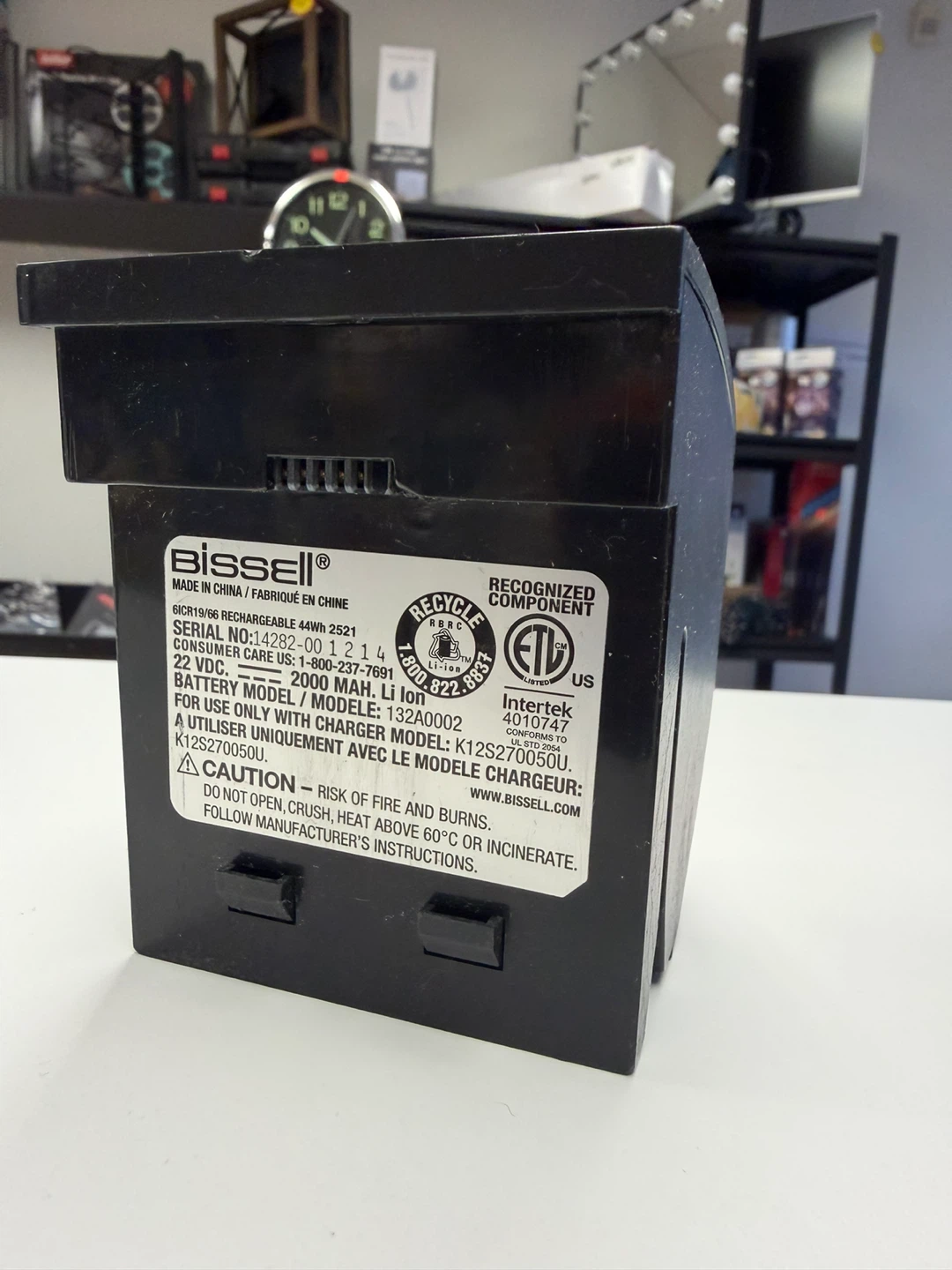 Bissell 22V Lithium-Ion Battery Pack - photo 2