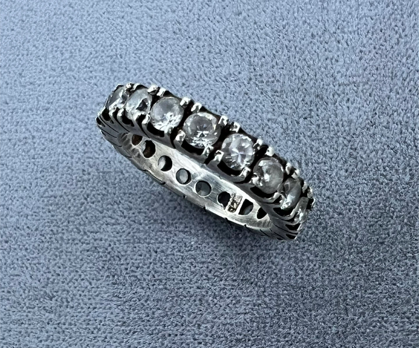 Vintage Sterling Silver Eternity Ring - photo 2