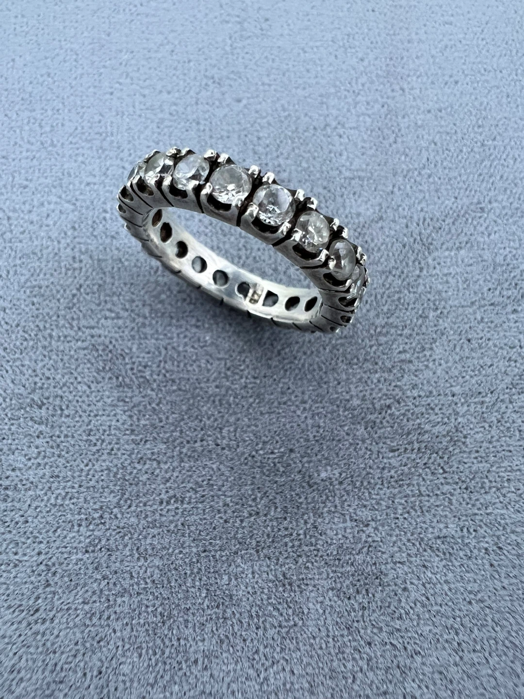 Vintage Sterling Silver Eternity Ring - photo 4