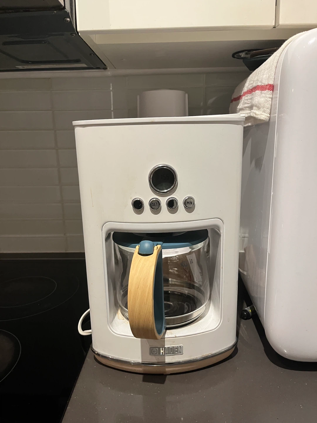 Haden Dorchester Matte White Coffee Maker