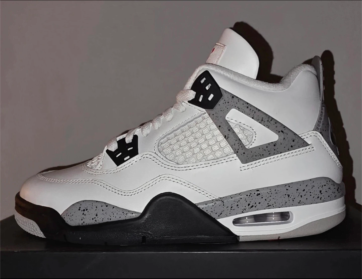 Air Jordan 4 Retro White Oreo - photo 2