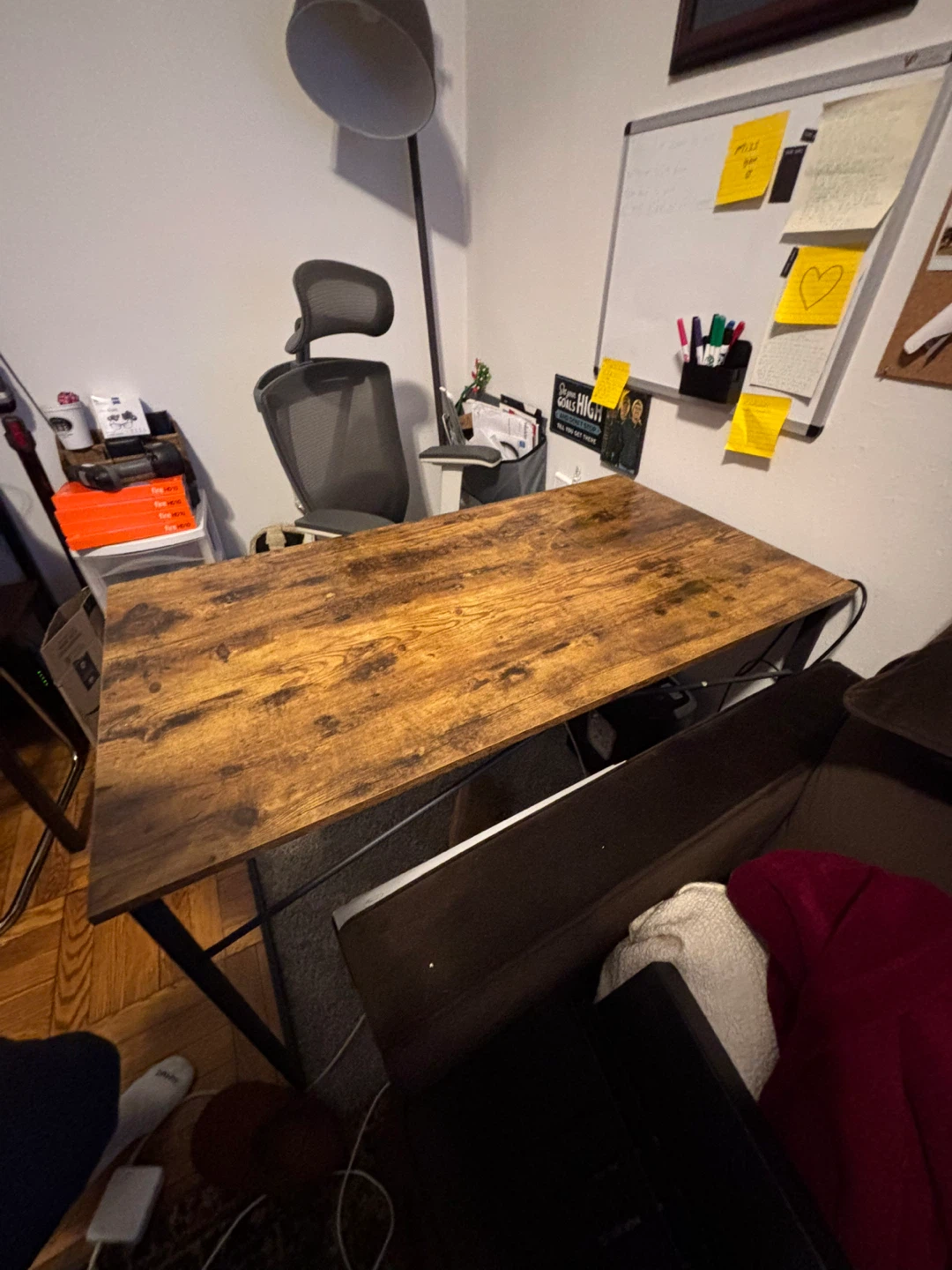 Wooden Desk - photo 3