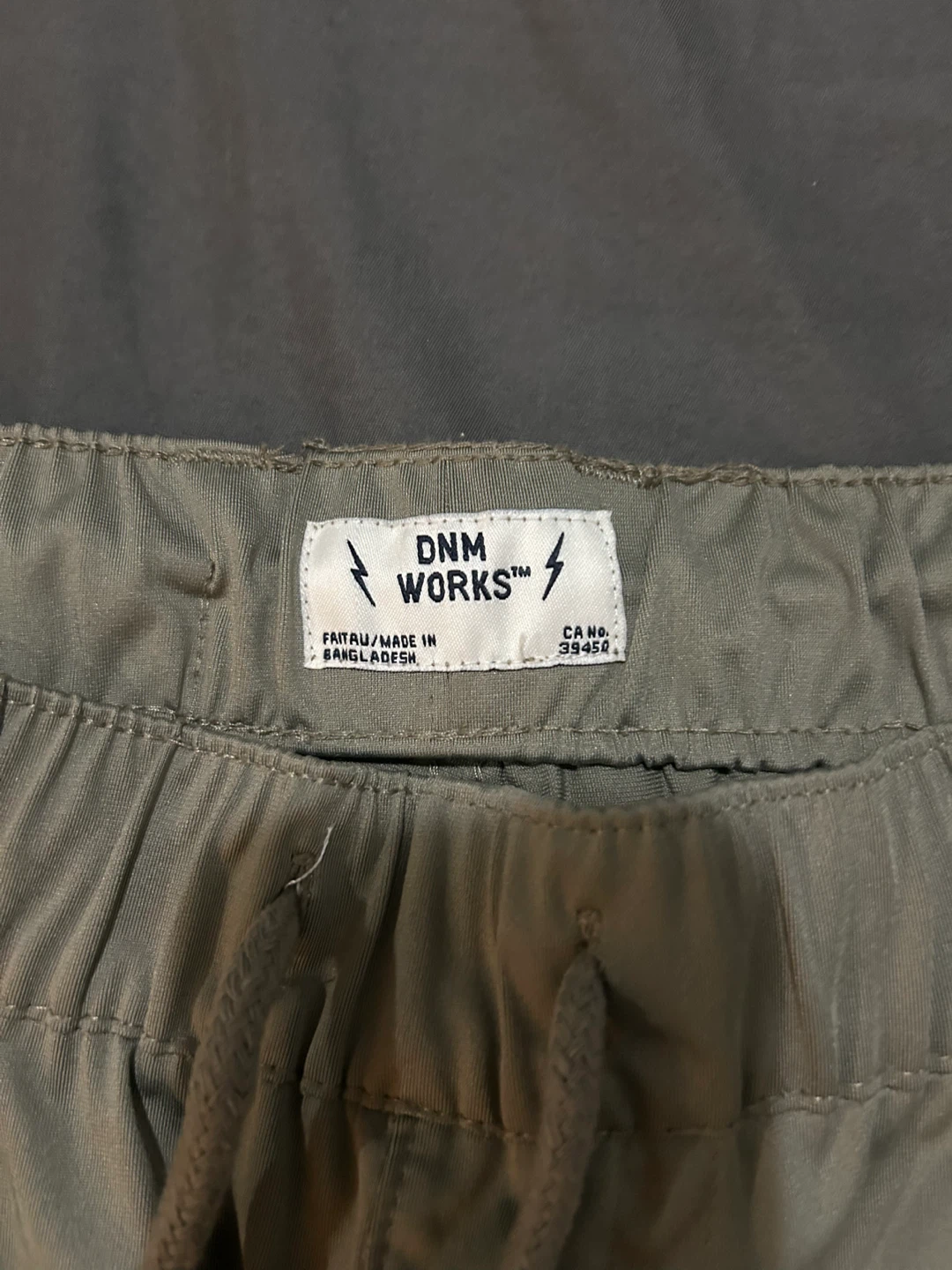 DNM WORKS olive green shorts - Size L - photo 3