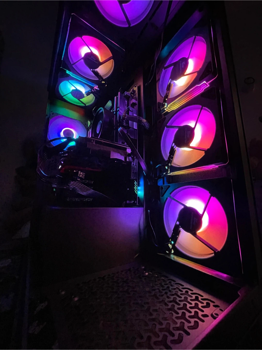 Custom TUF Gaming PC doesn’t have storage