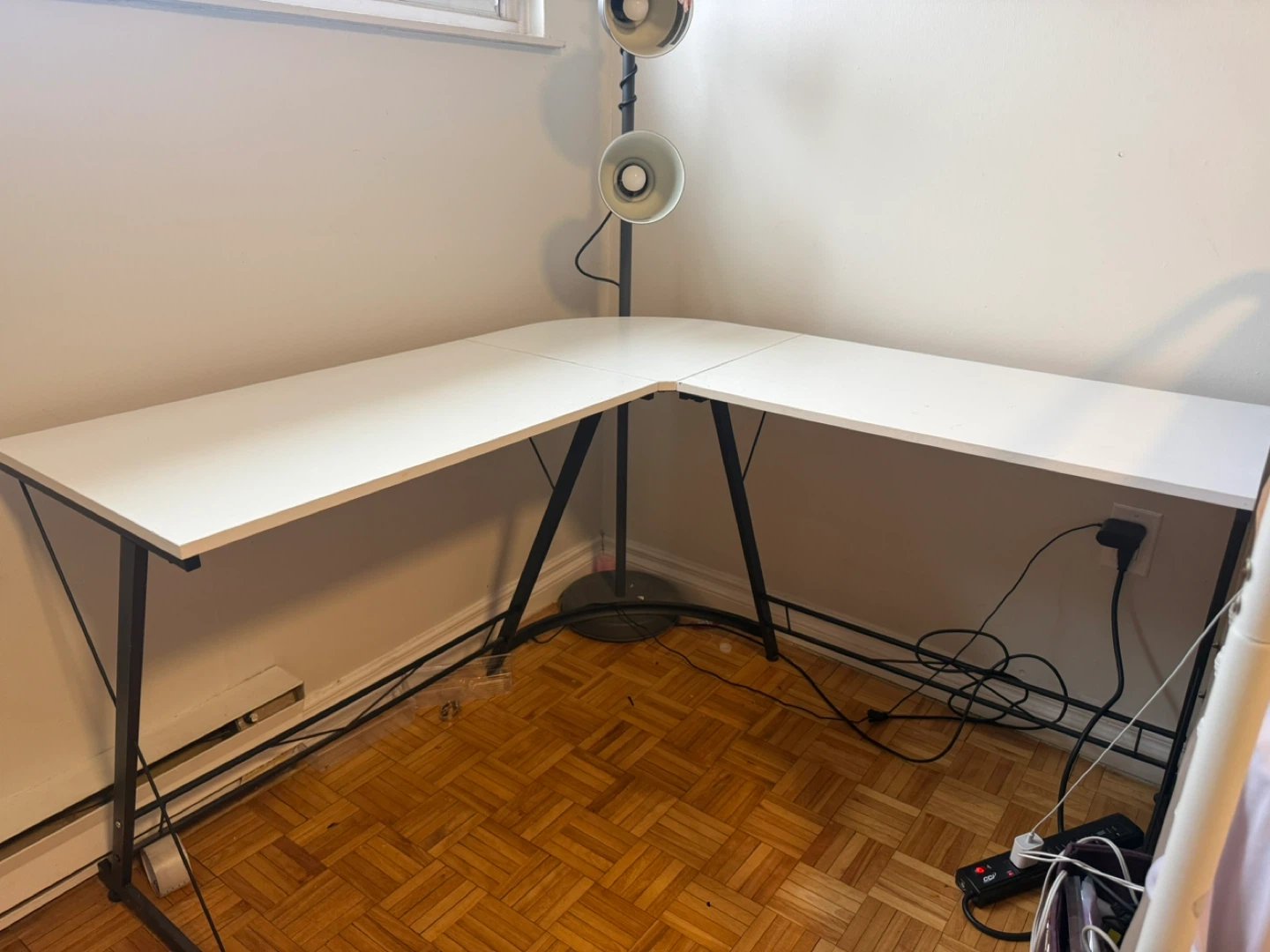 White Corner Desk - photo 4
