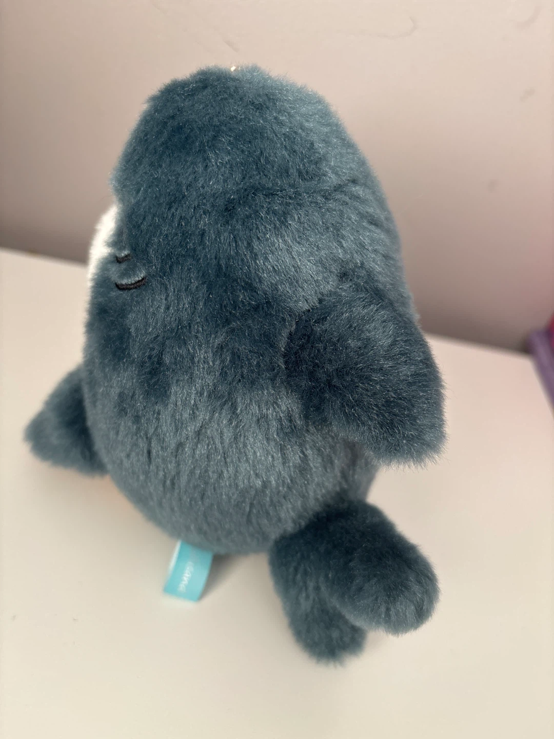 Mofusand shark keychain plush - photo 2