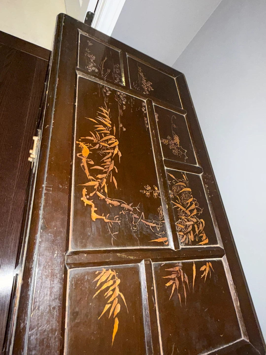 Antique Camphor Wood Asian Style Storage Trunk - photo 2