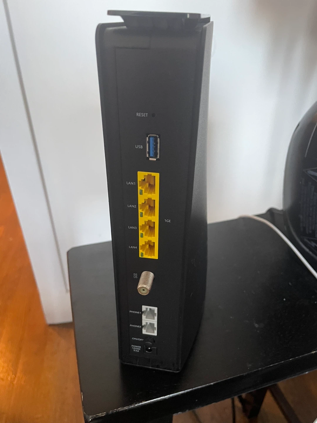 ARRIS SURFboard S33 Cable Modem - photo 3