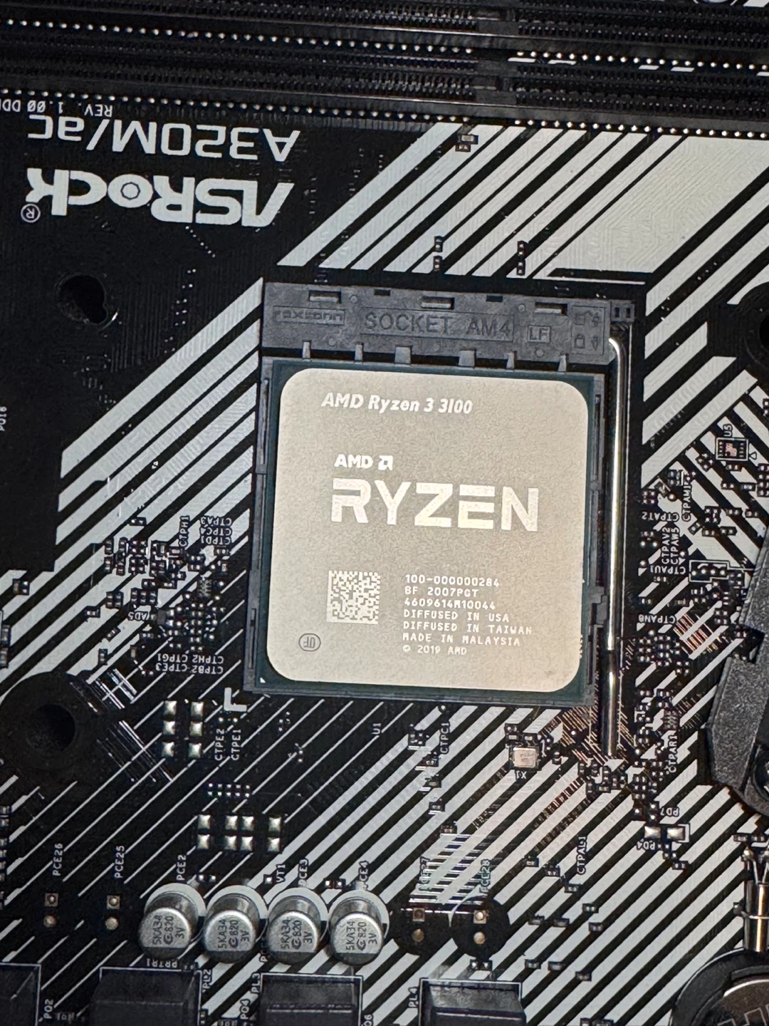 ryzen 3 3100 + Asrock A320M/ac - photo 3