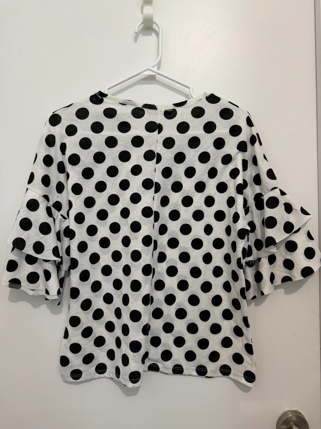 Busem Polka Dot Ruffle Sleeve Top - Size M - photo 2