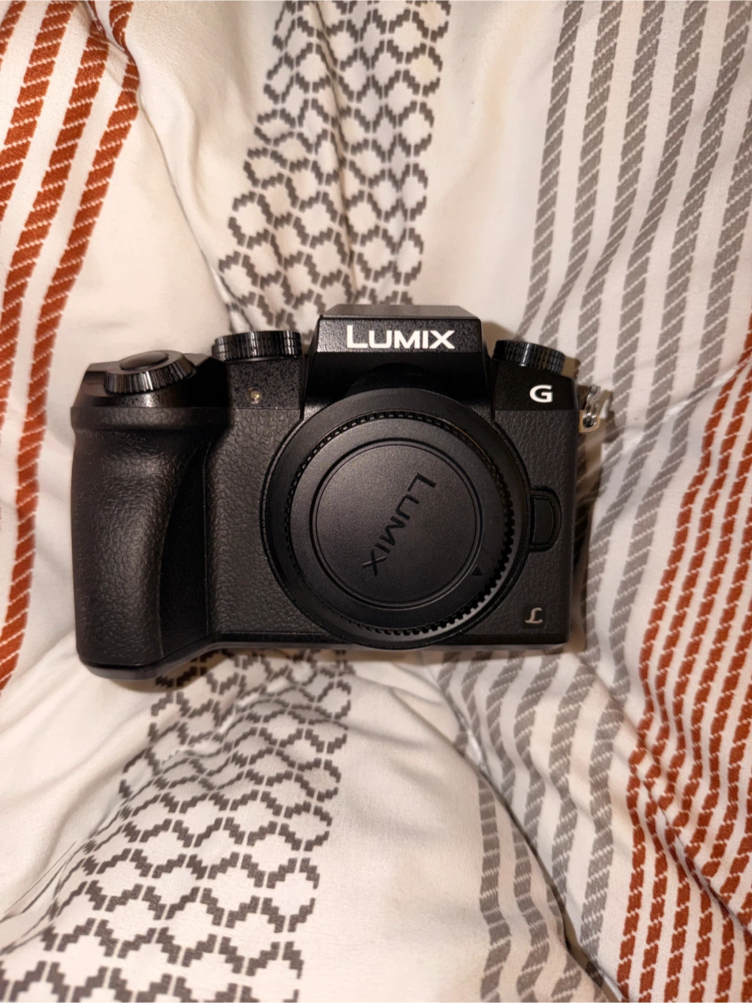 Lumix G7 Mirrorless Camera with Lenses and crane