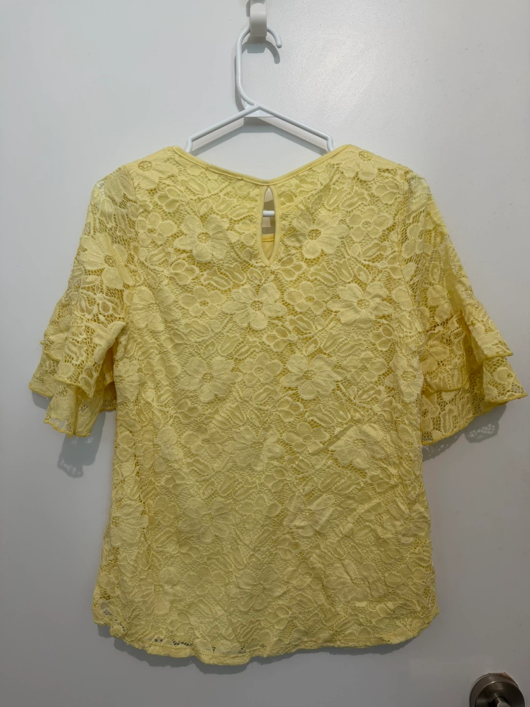 Renee Taylor Yellow Lace Blouse - Size medium - photo 2