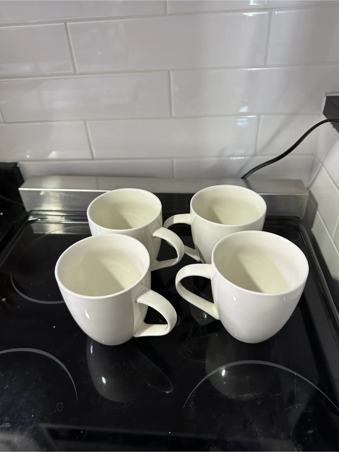 Set of 4 White Ceramic Mugs