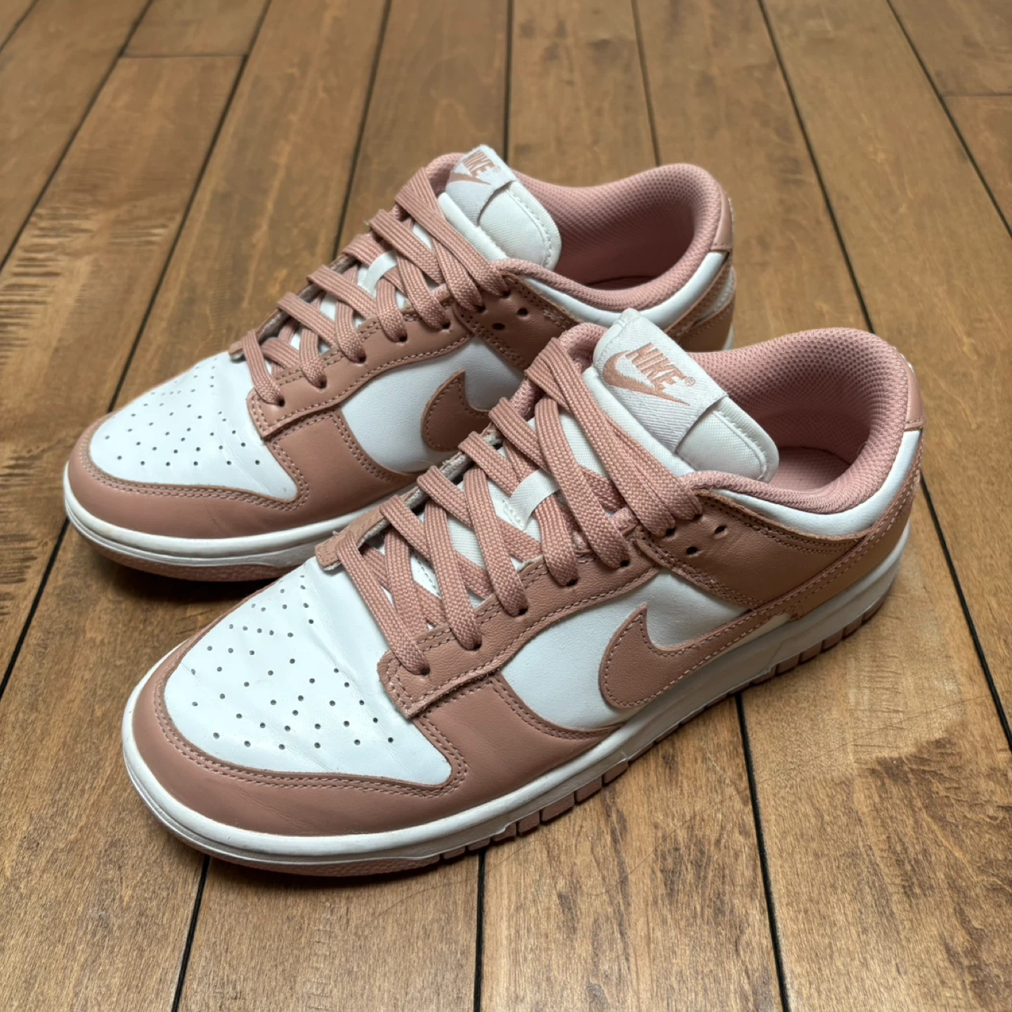 Nike Dunk Low Rose Whisper Sneakers