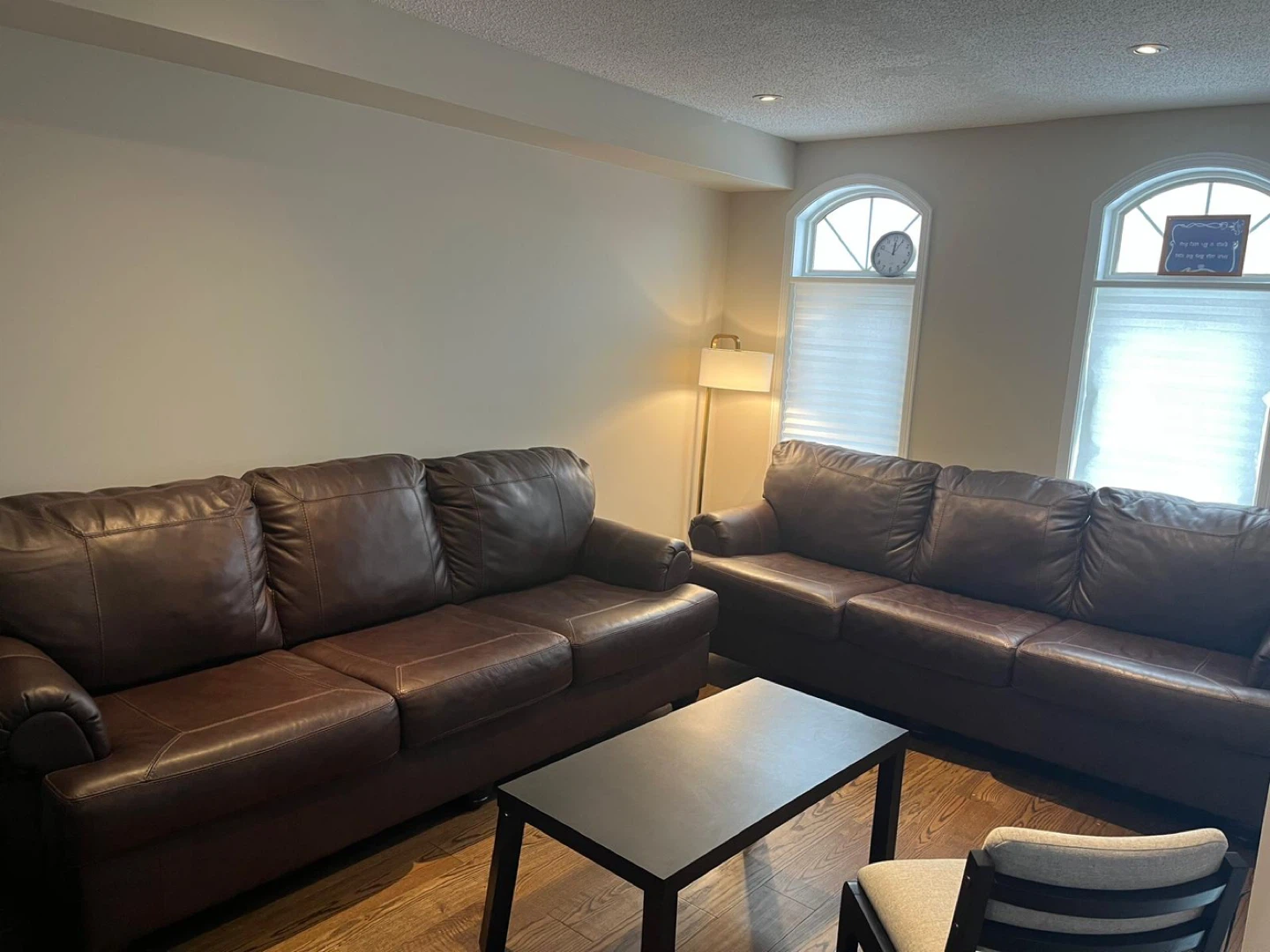 Ashley, 2 pieces of 3 Seater Brown Genuine Leather Sofa - photo 2