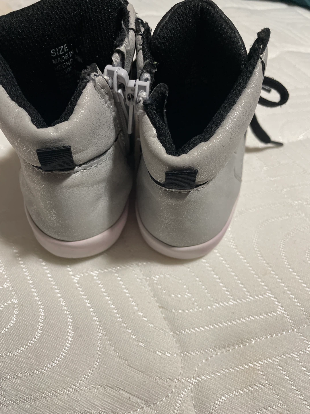 GAP Kids Silver High Top Sneakers - Size 7 - photo 2