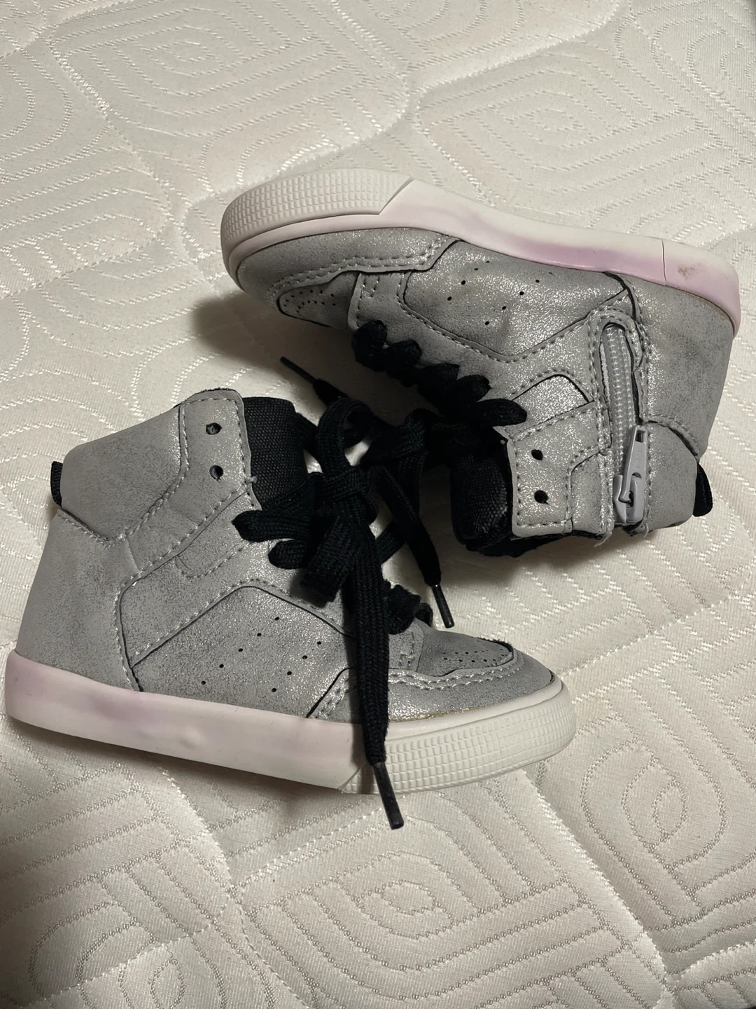 GAP Kids Silver High Top Sneakers - Size 7 - photo 3