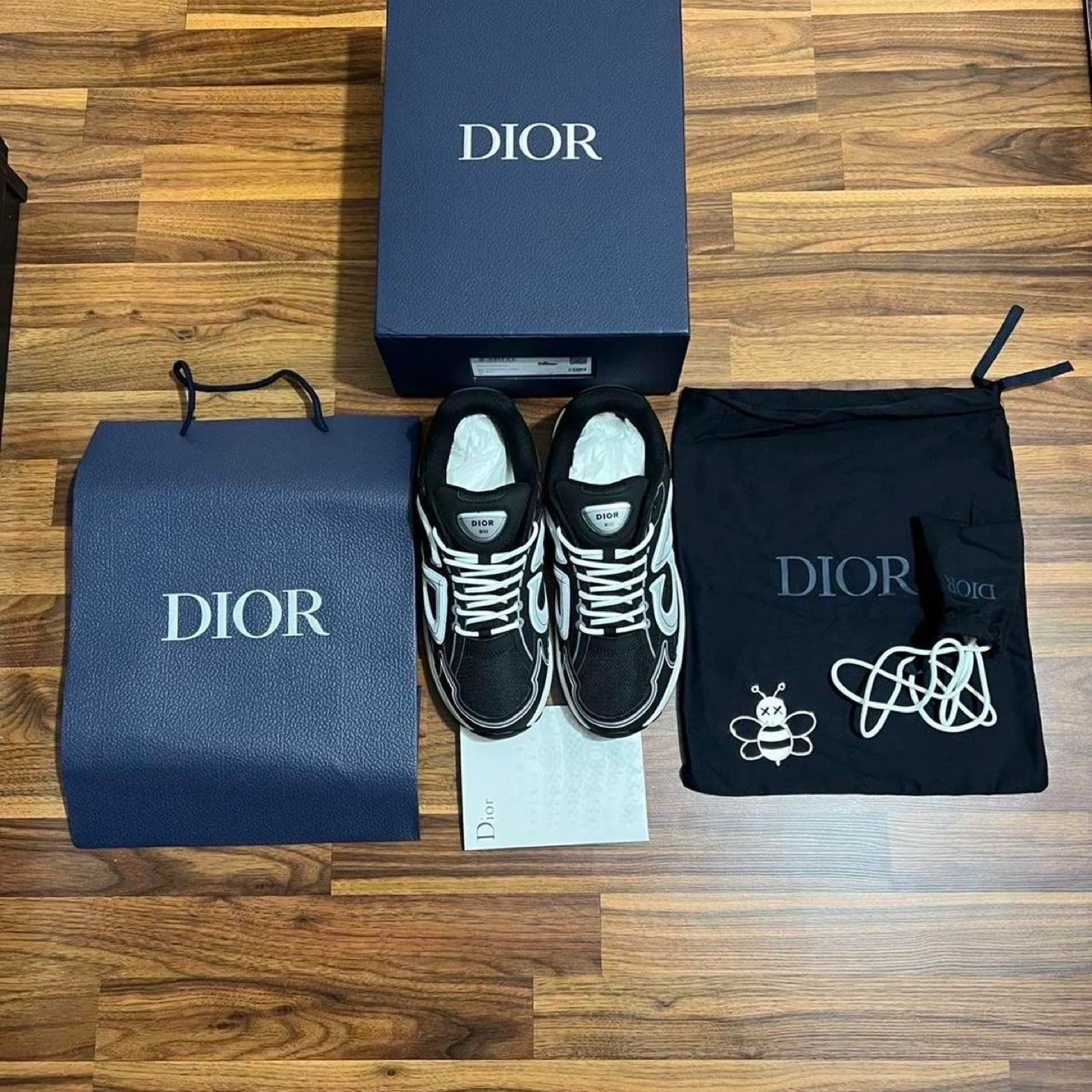 Brand new Dior B30 Black/White Sneakers - Size 10