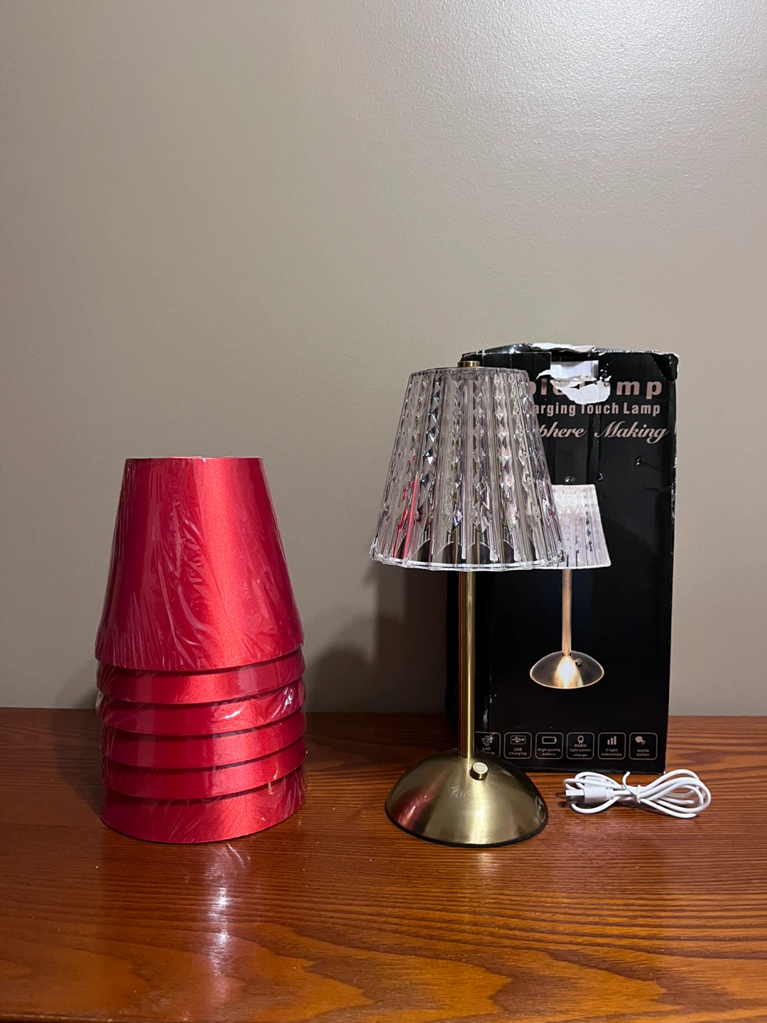 LAMPSHADES AND LED CORDLESS TOUCH LAMP