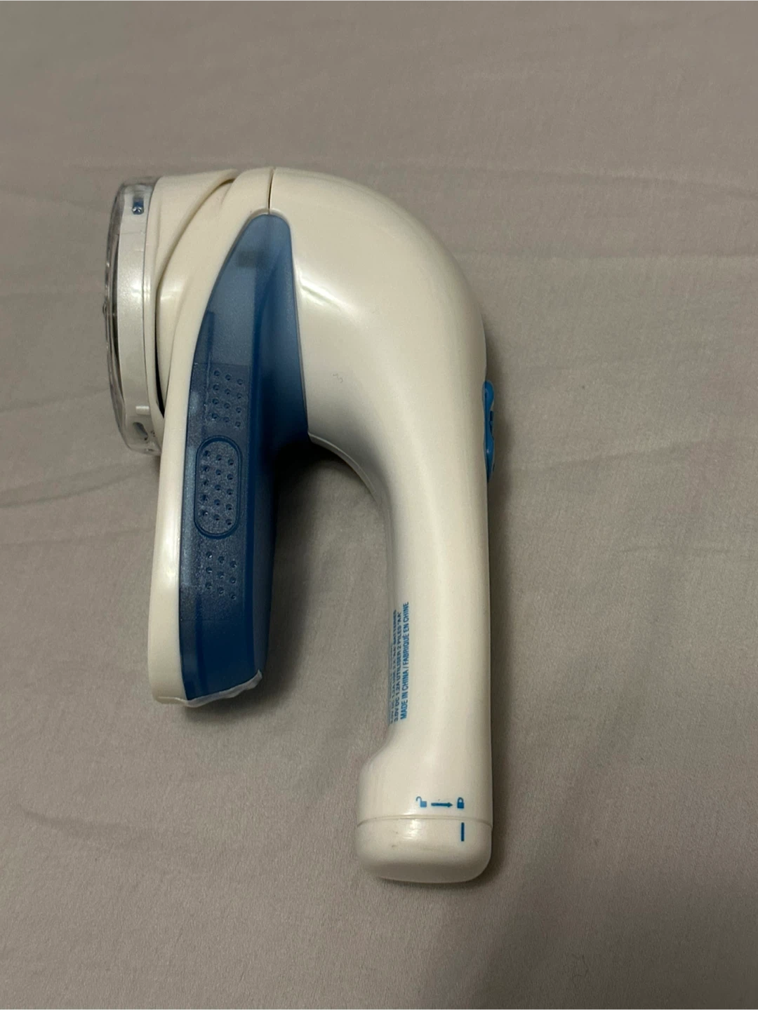 Brand new Conair Battery Operated Fabric Defuzzer - photo 5