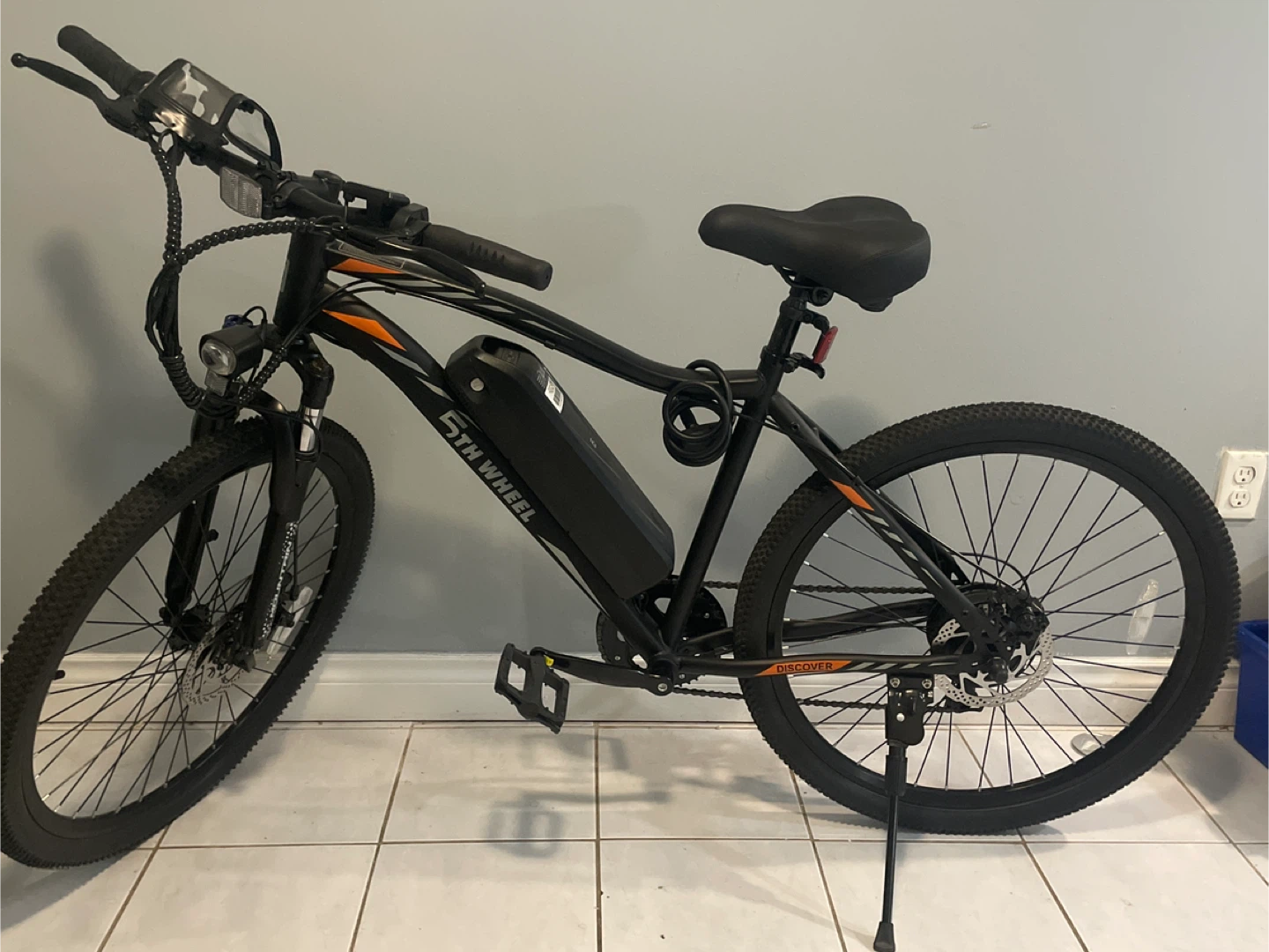 5th Wheel Discover Electric Bike