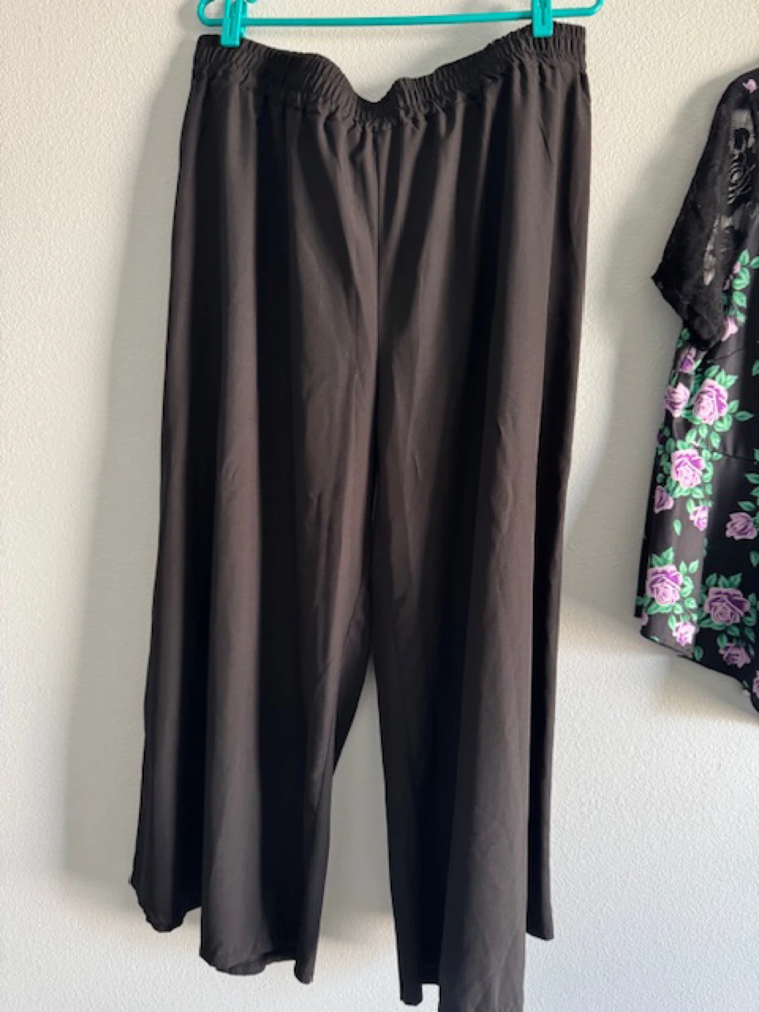 Black Floral Lace Top & Pants Set - Size 2XL