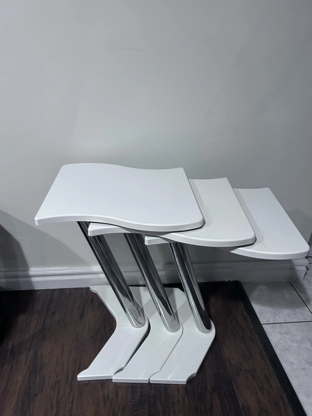 White Nesting Side Tables (3-Piece Set)