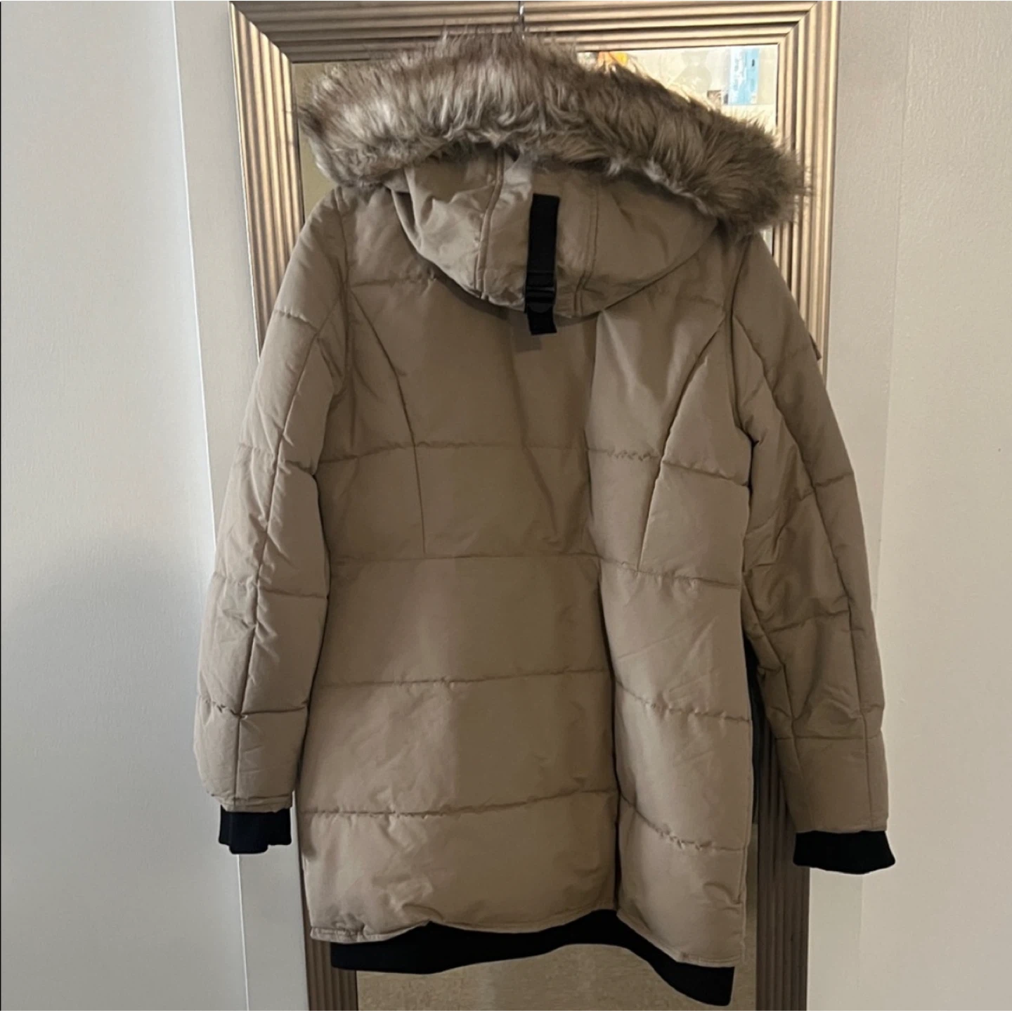 Noize Cruelty-Free Outerwear - Size L - photo 4
