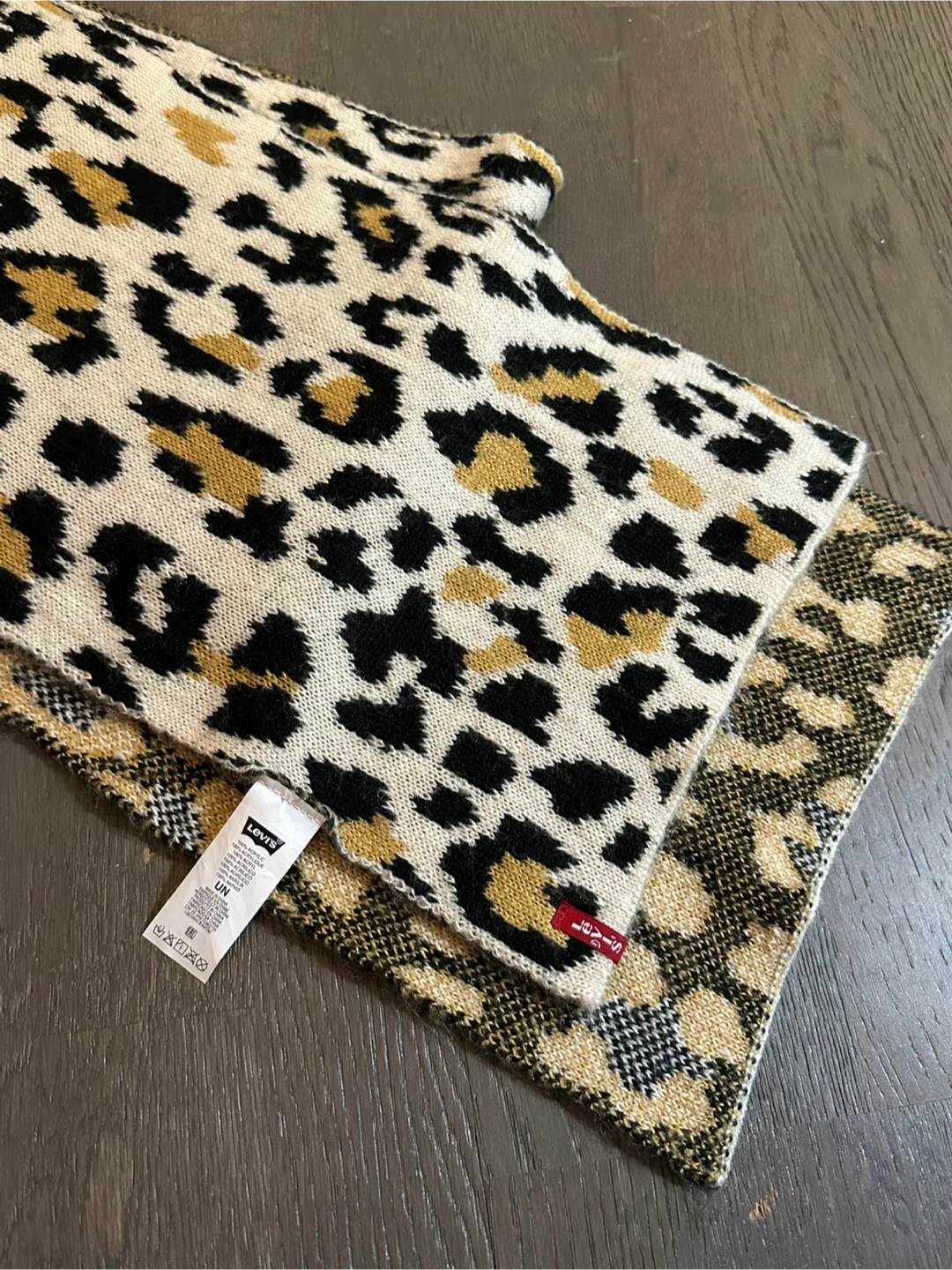 🐆Levi's Leopard Print Scarf - photo 3