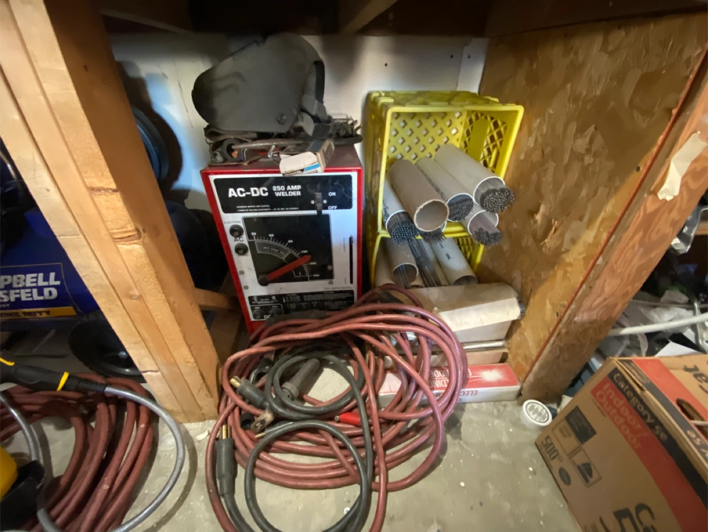 AC-DC 250 AMP Welder - photo 2