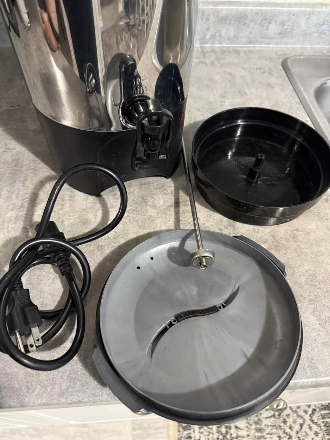 NEW Vevor 50 Cup Coffee Urn - photo 4