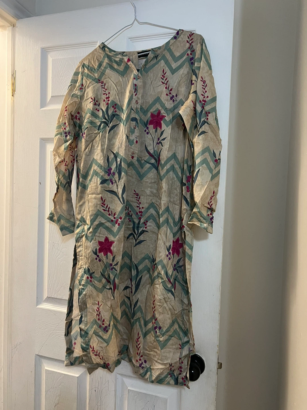 SADABAHAR Floral Print Kurta - Size M - photo 5
