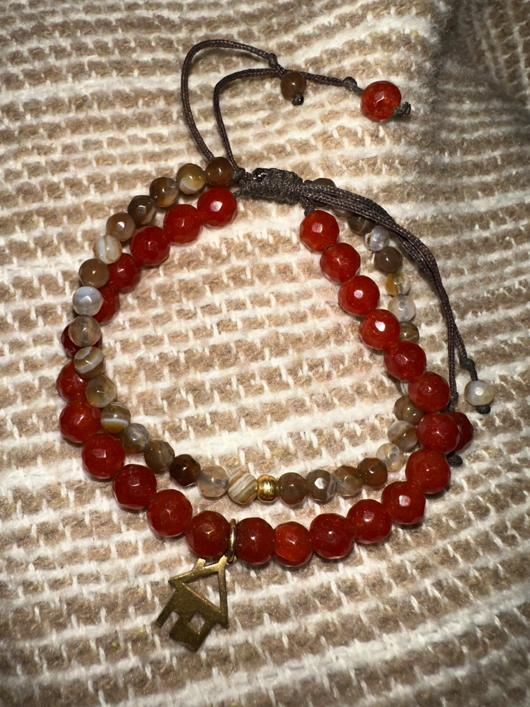 18k gold Charm with Red & Brown Beaded Bracelet.