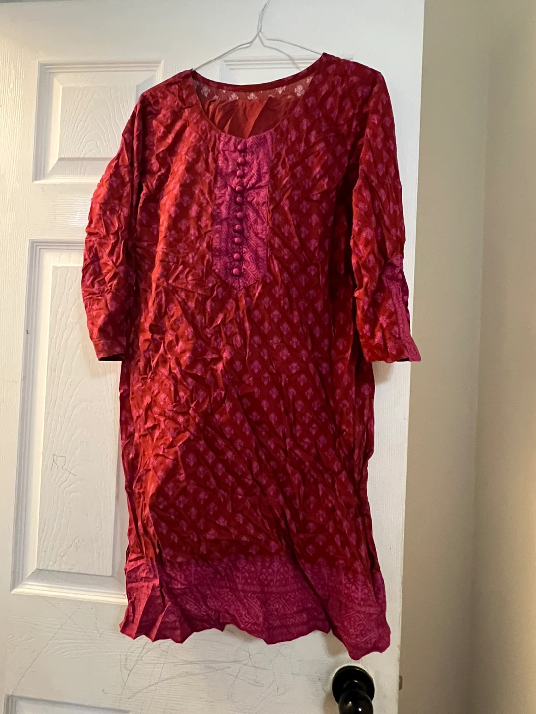 Red & Pink Embroidered Kurti - photo 2