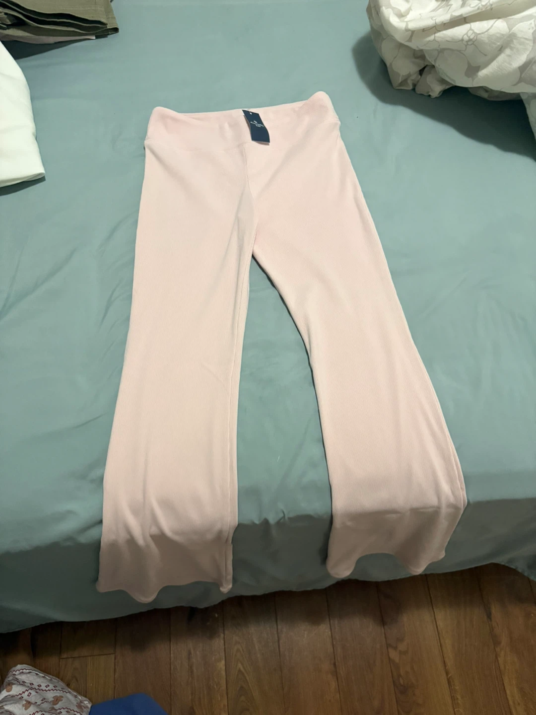 Abercrombie Pink  Set (Size 15/16) - New! - photo 2
