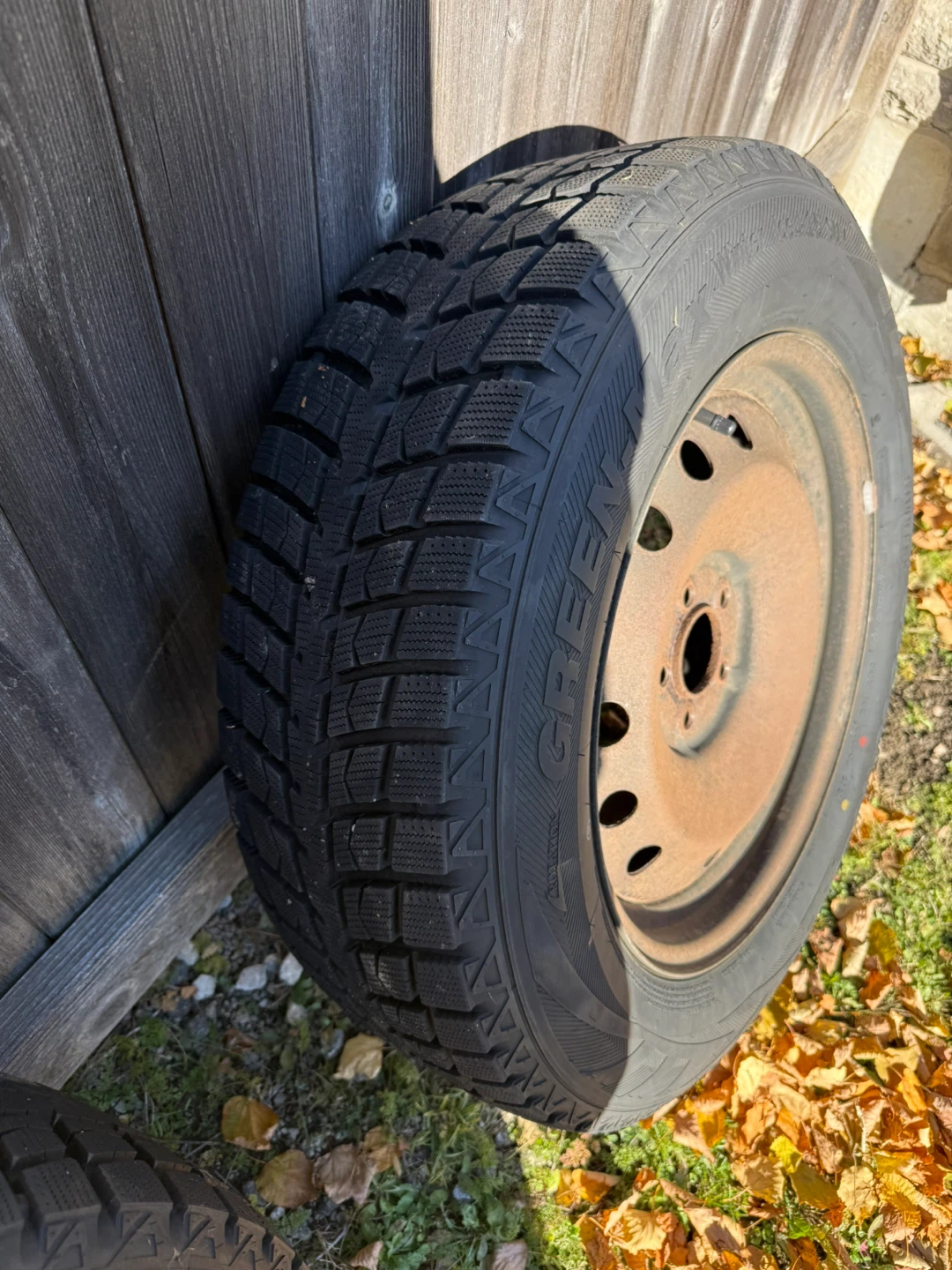 Winter Defender Ice 1-15 SUV Tires - 235/65R18 - photo 2